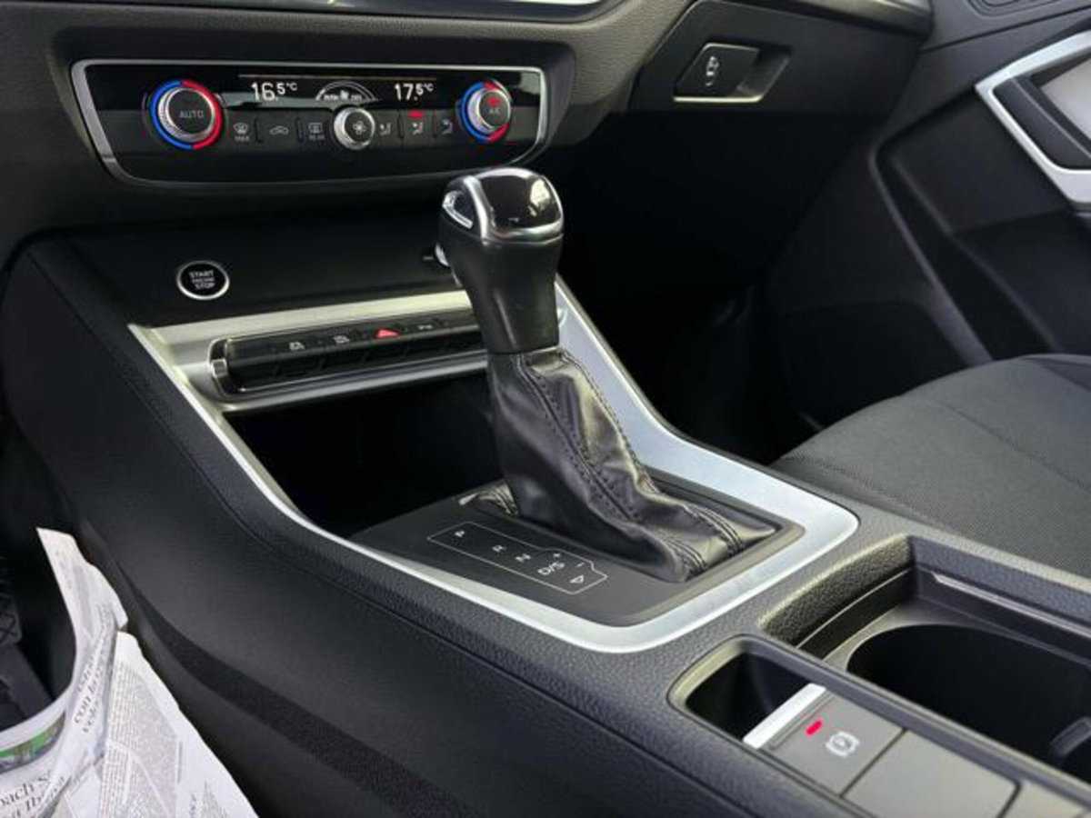 Audi Q3 35 TDI quattro S tronic Business Advanced (9)