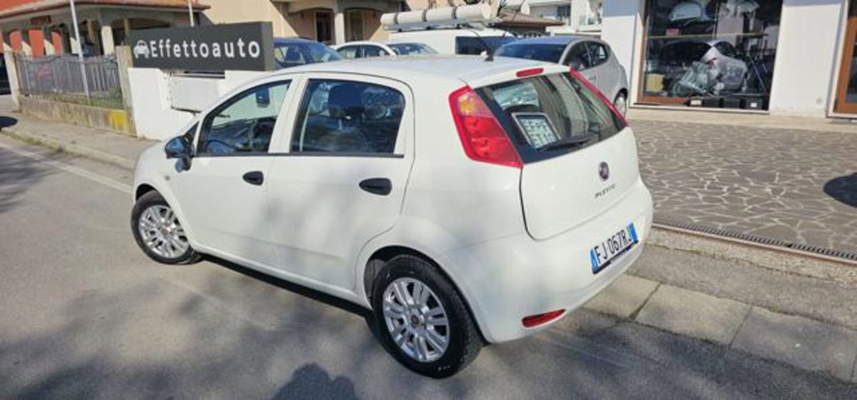 Fiat Punto 1.3 MJT II S&S 95 CV 5 porte Street (3)