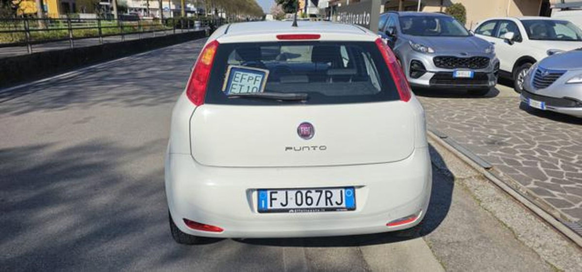 Fiat Punto 1.3 MJT II S&S 95 CV 5 porte Street (7)