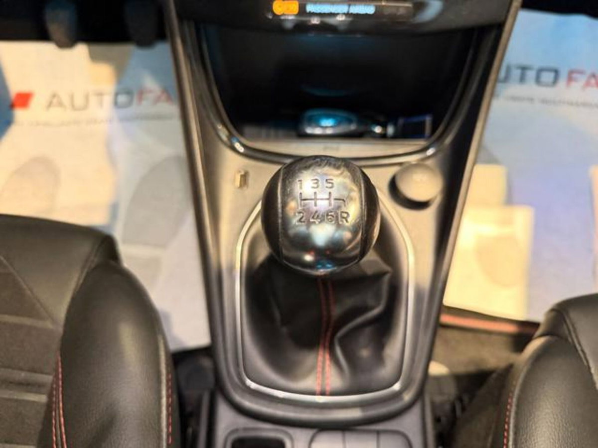 Ford Puma 1.0 EcoBoost Hybrid 125 CV S&S ST-Line Design 2 (10)