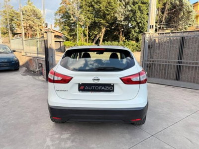 Nissan Qashqai 1.5 dCi Acenta Premium (15)
