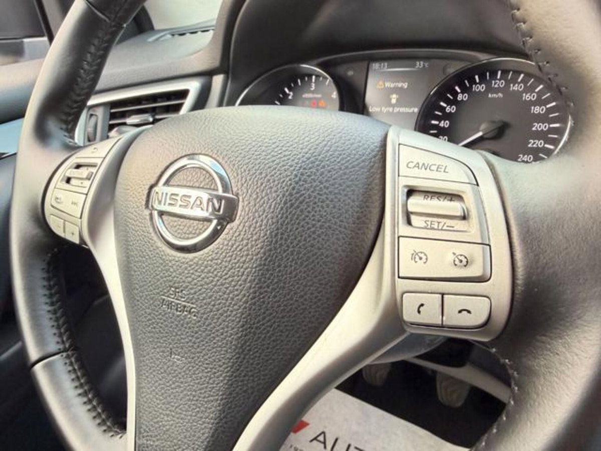 Nissan Qashqai 1.5 dCi Acenta Premium (19)