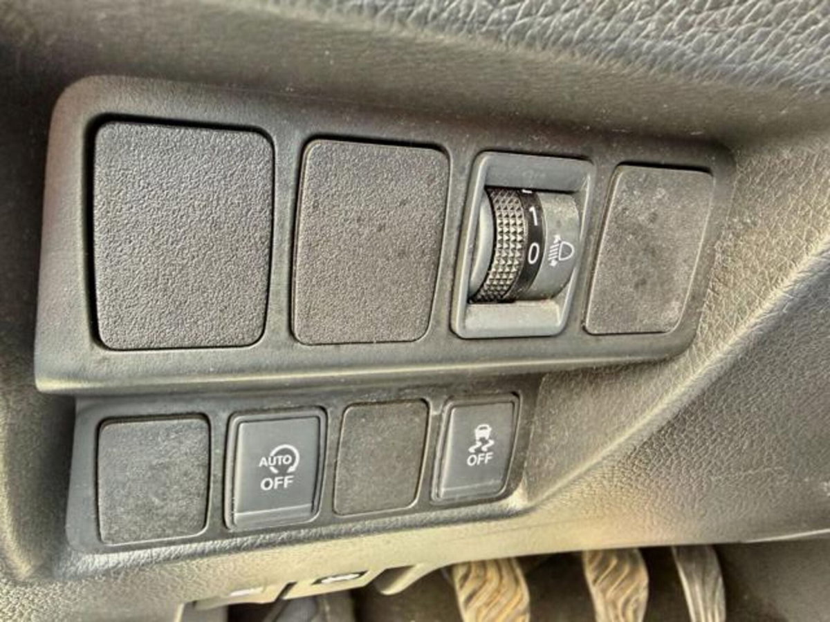 Nissan Qashqai 1.5 dCi Acenta Premium (20)