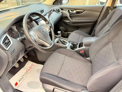 Nissan Qashqai 1.5 dCi Acenta Premium (8)