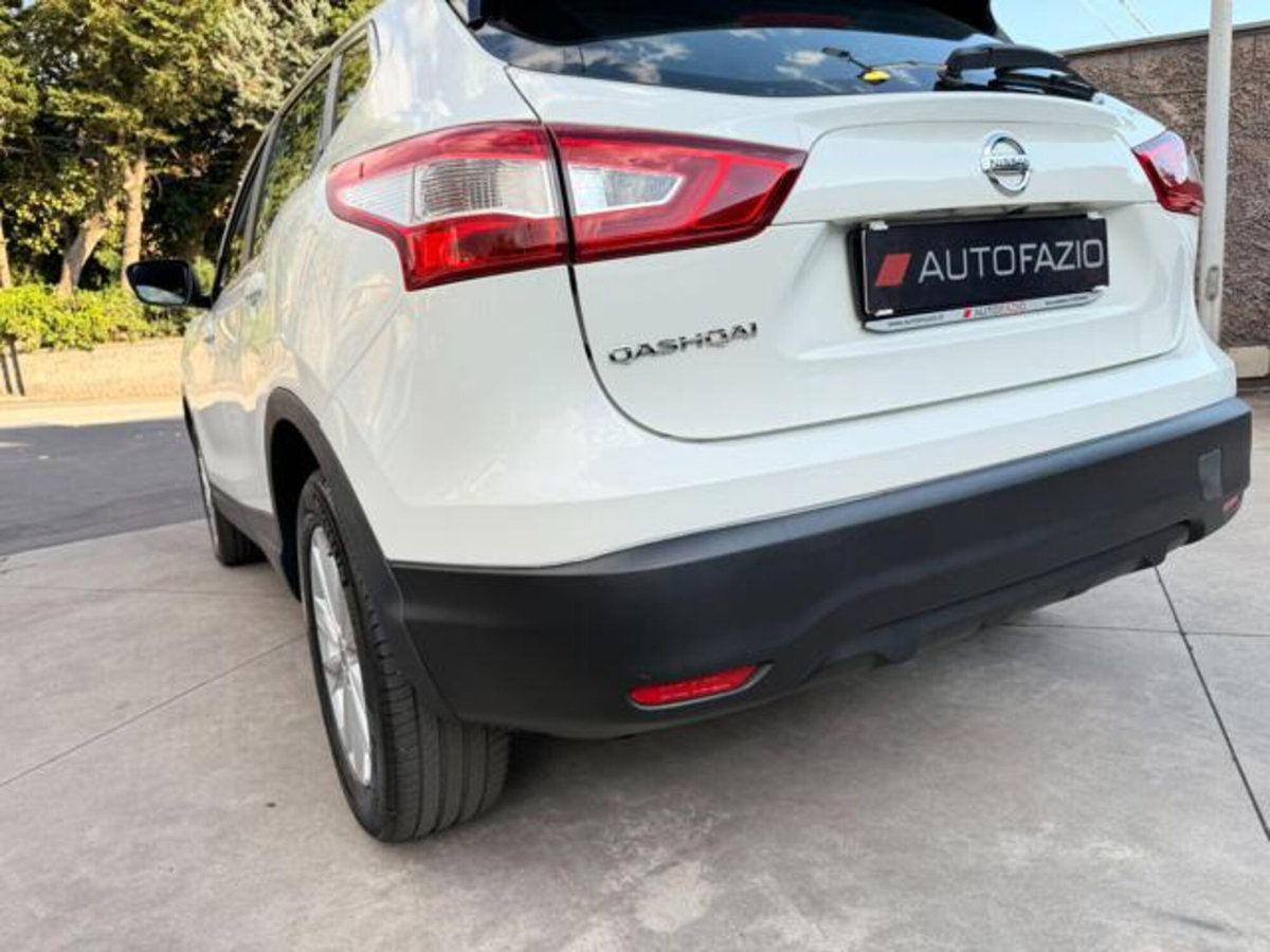 Nissan Qashqai 1.5 dCi Acenta Premium (9)
