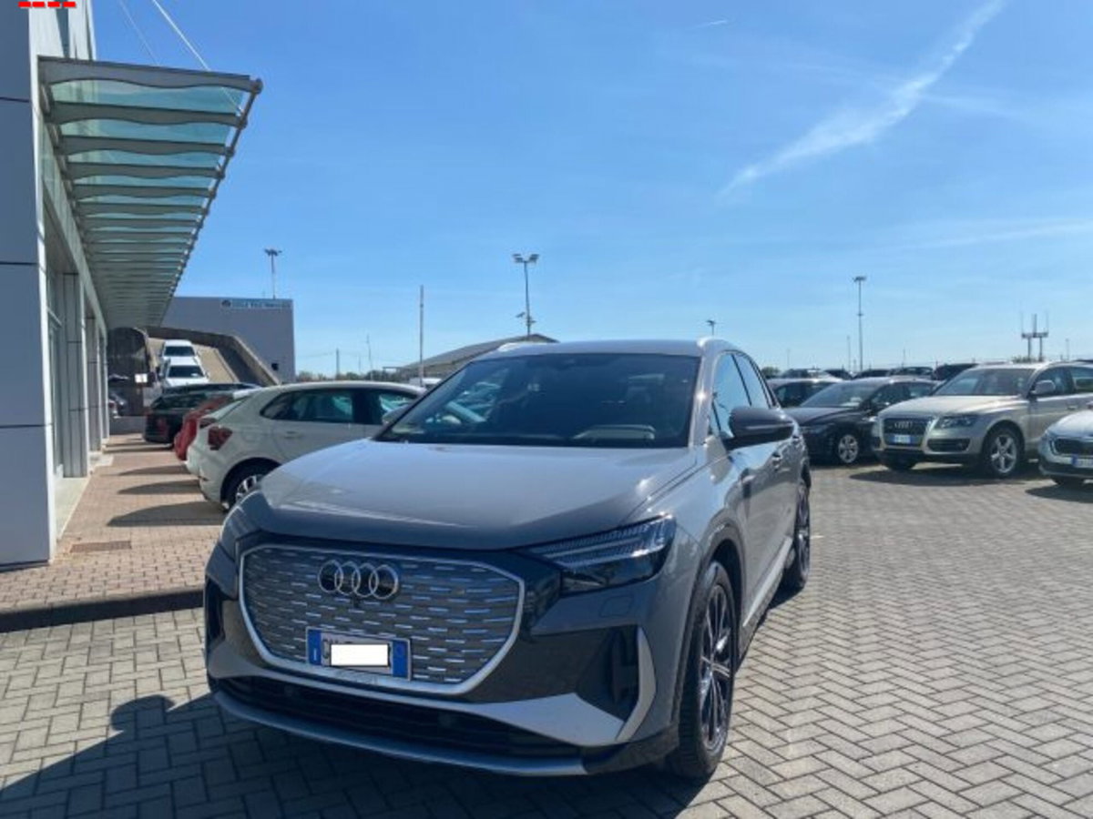 Audi Q4 Q4 45 e-tron quattro S line edition (2)