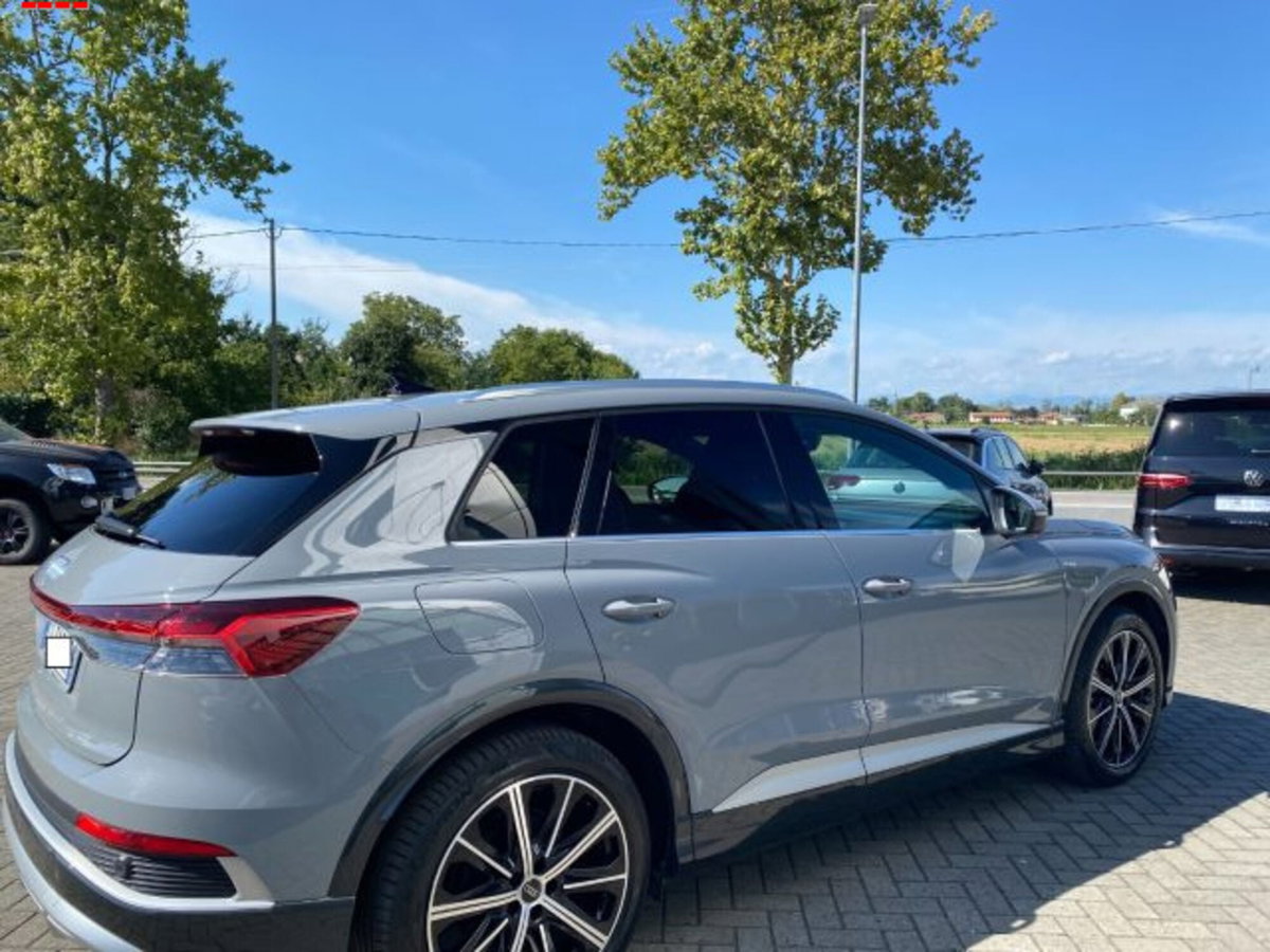 Audi Q4 Q4 45 e-tron quattro S line edition (4)