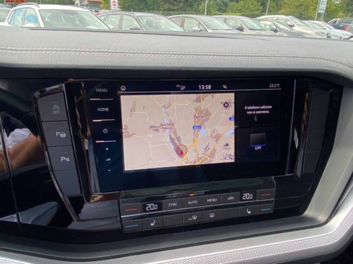 Volkswagen Touareg 3.0 V6 TDI 286 CV SCR Elegance (11)