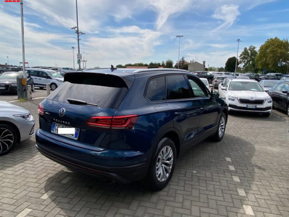 Volkswagen Touareg 3.0 V6 TDI 286 CV SCR Elegance (6)