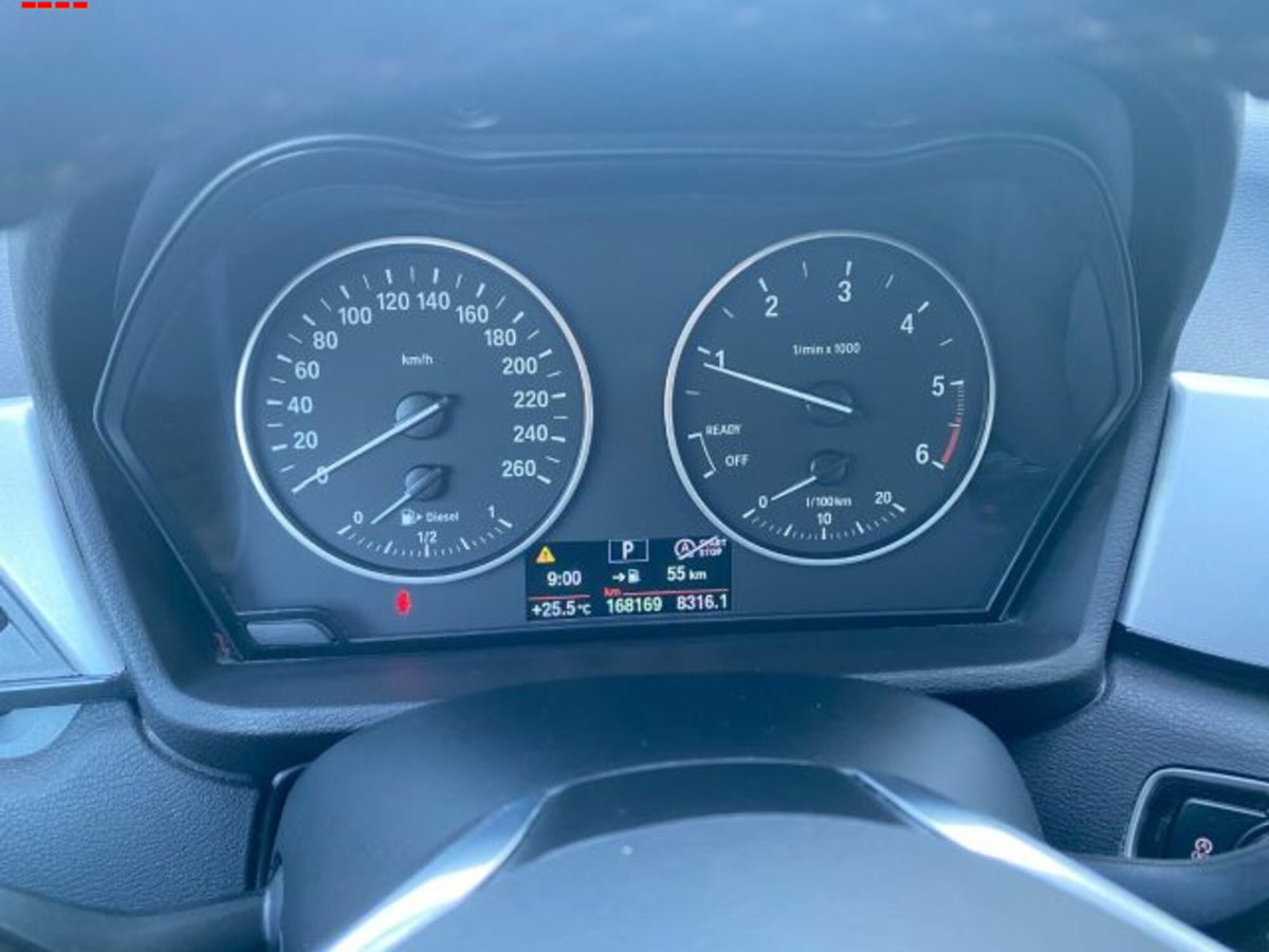 BMW X1 xDrive18d (8)