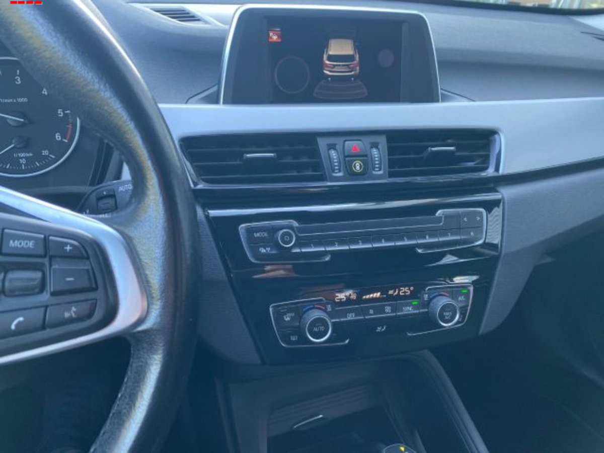 BMW X1 xDrive18d (9)