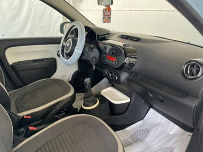 Renault Twingo 1.0 SCe Live (17)