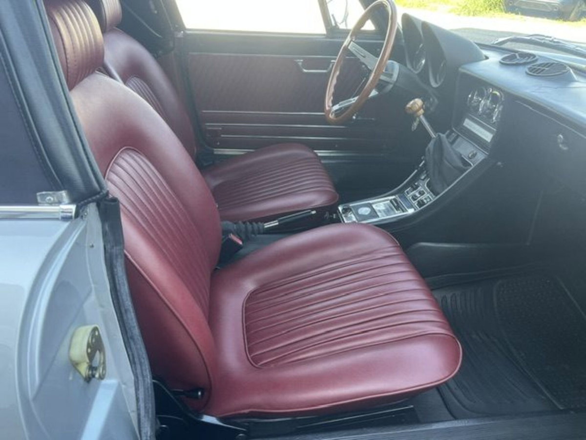 Alfa Romeo Spider 2.0 Veloce (11)