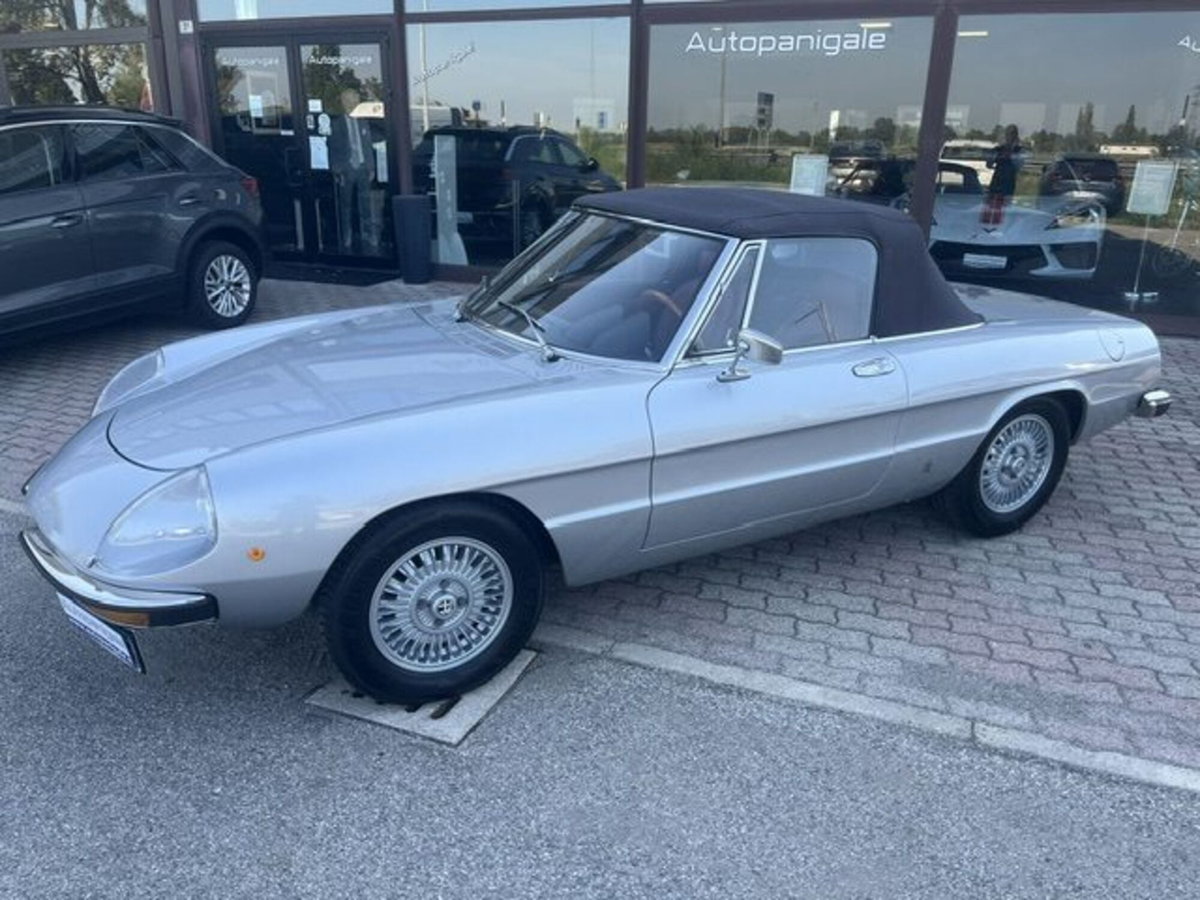 Alfa Romeo Spider 2.0 Veloce (3)