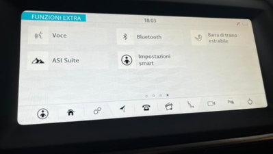 Jaguar E-Pace 2.0D 150 CV AWD aut. R-Dynamic (12)