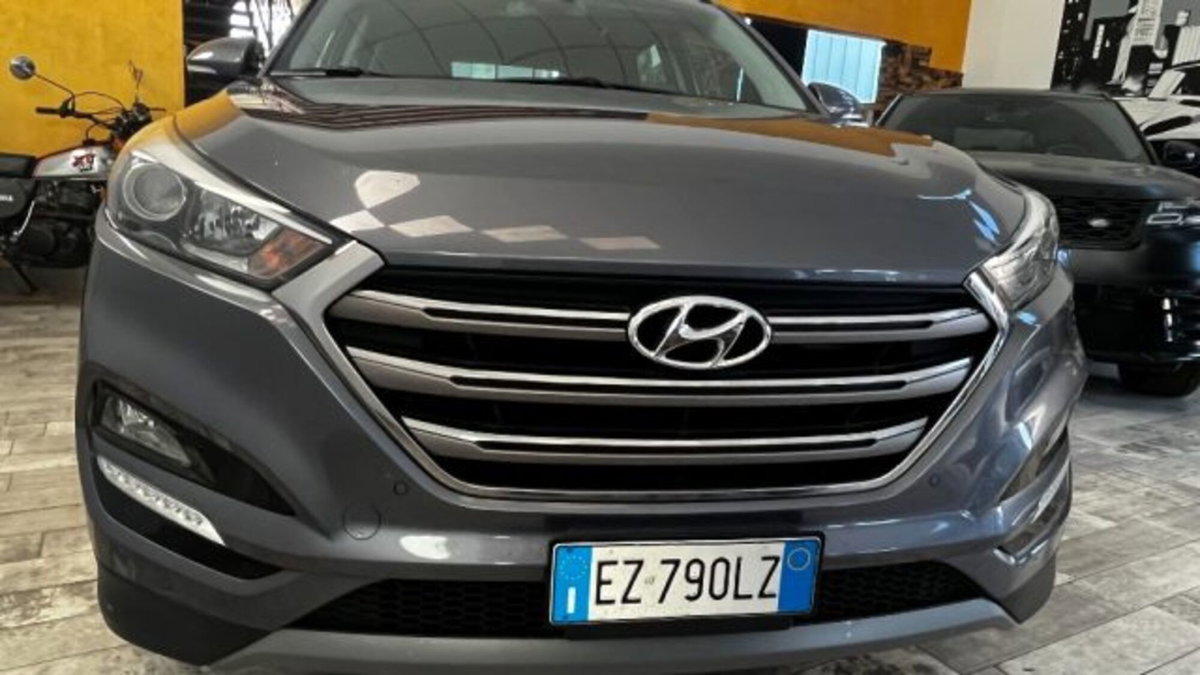 Hyundai Tucson 1.7 CRDi go! (2)
