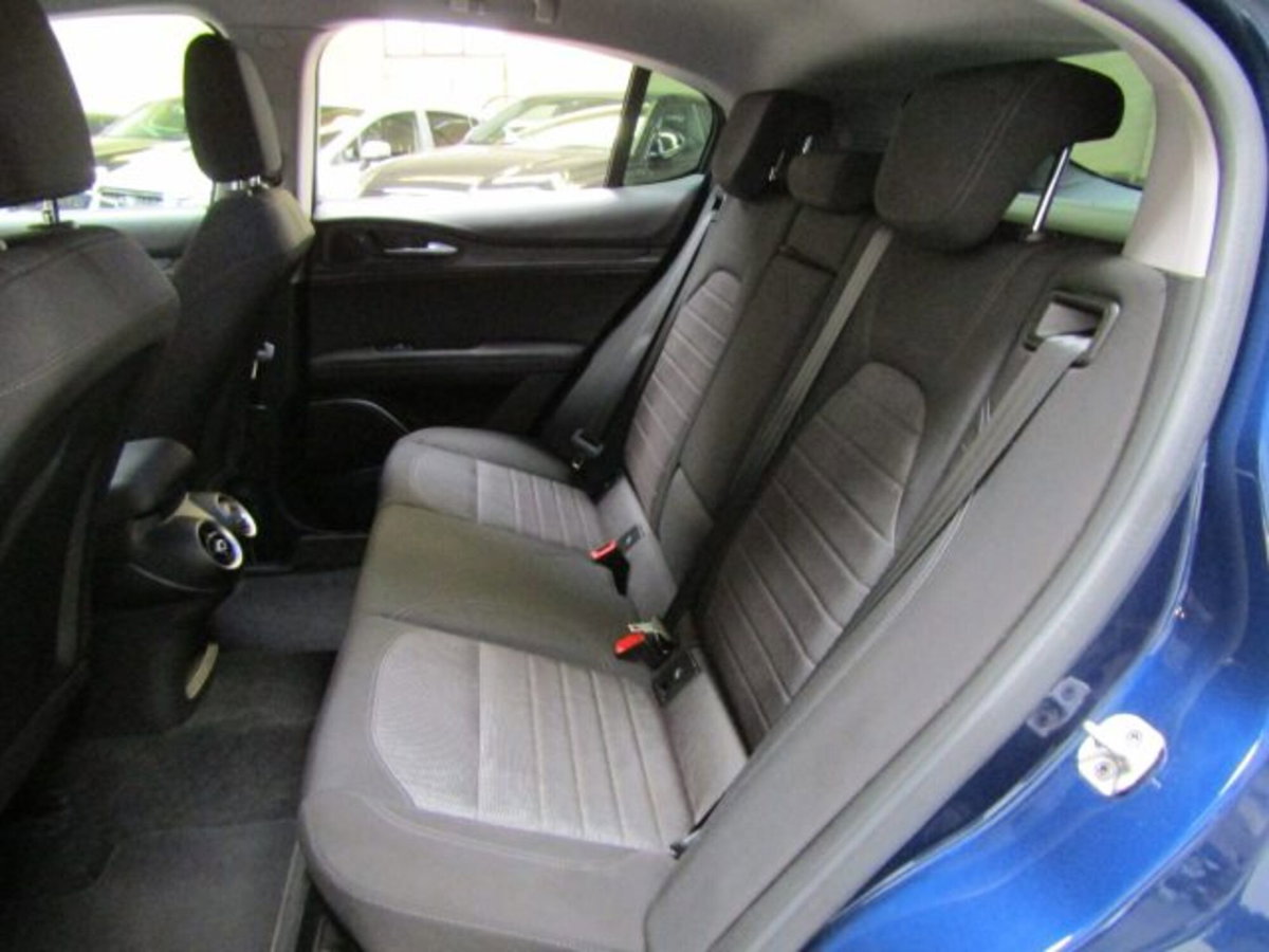 Alfa Romeo Stelvio Stelvio 2.2 Turbodiesel 190 CV AT8 Q4 Executive (11)