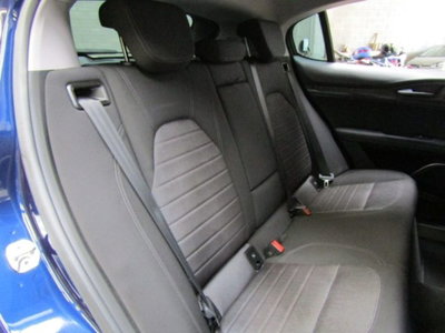 Alfa Romeo Stelvio Stelvio 2.2 Turbodiesel 190 CV AT8 Q4 Executive (14)