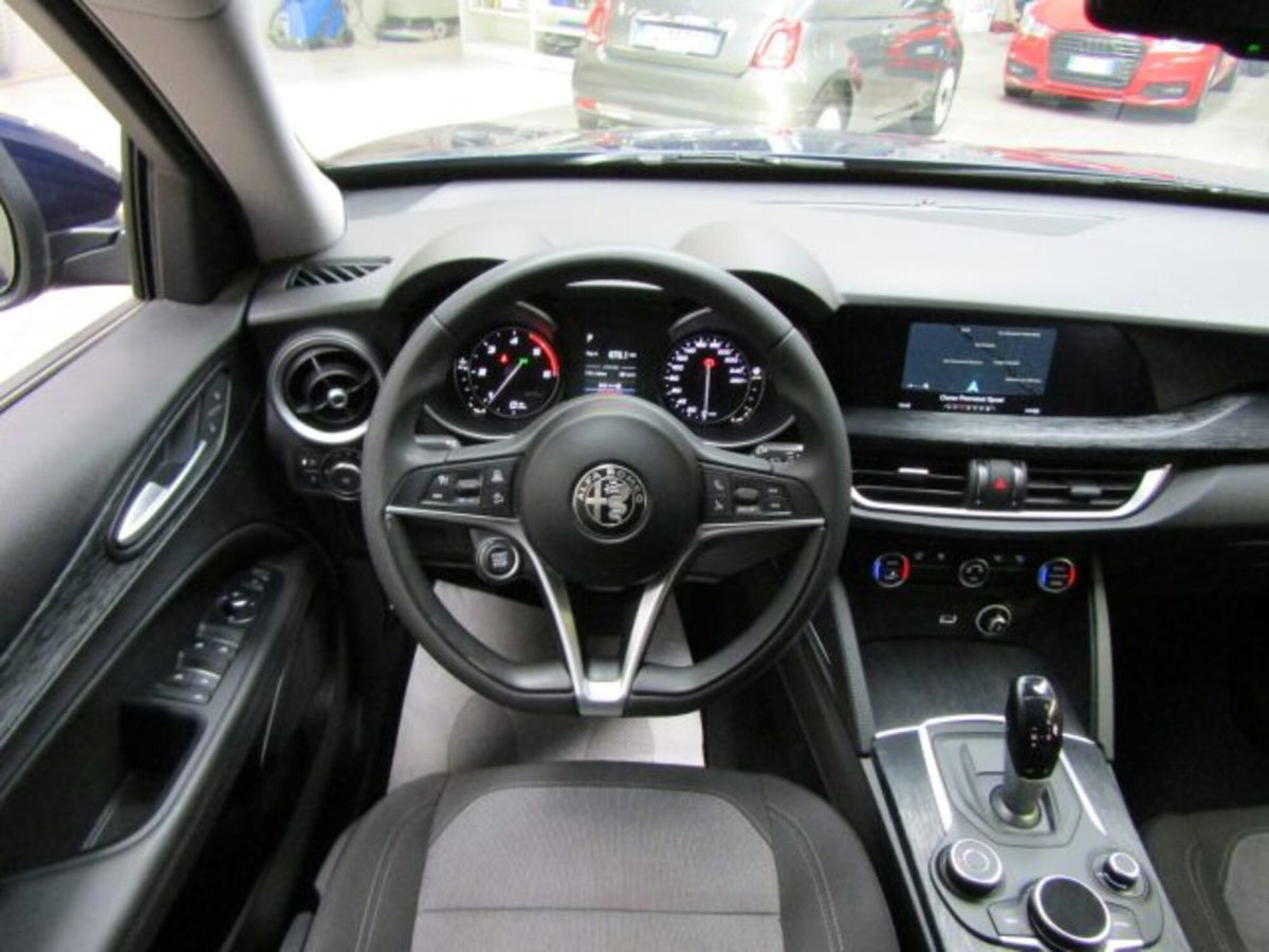 Alfa Romeo Stelvio Stelvio 2.2 Turbodiesel 190 CV AT8 Q4 Executive (19)