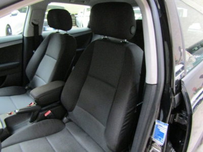 Audi A3 Sportback 1.6 TDI 90 CV CR F.AP Ambiente (10)