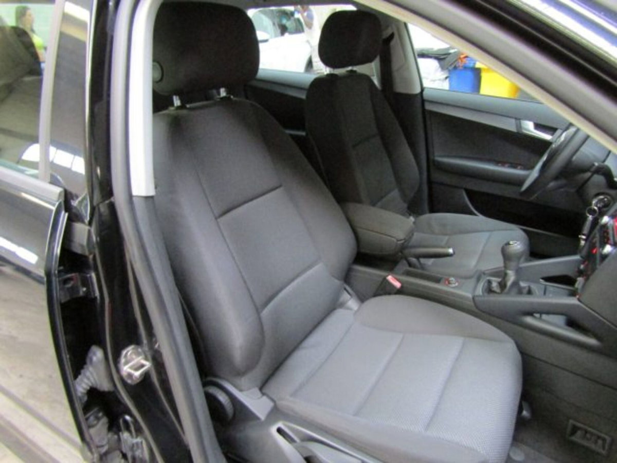 Audi A3 Sportback 1.6 TDI 90 CV CR F.AP Ambiente (18)