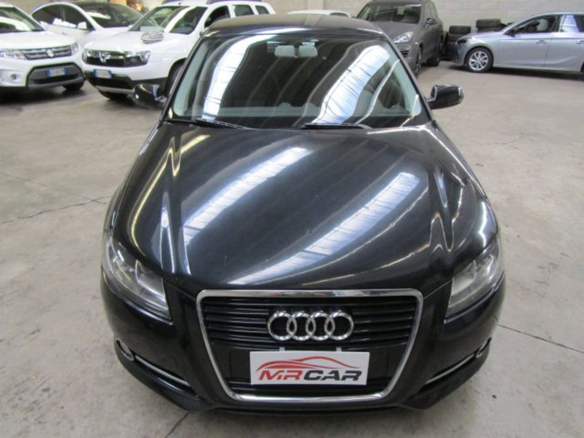 Audi A3 Sportback 1.6 TDI 90 CV CR F.AP Ambiente (2)