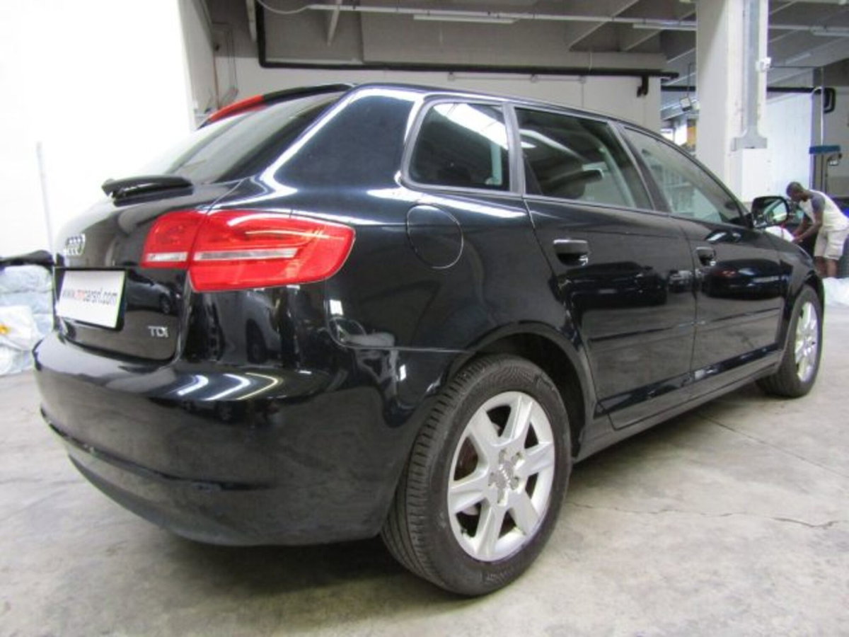 Audi A3 Sportback 1.6 TDI 90 CV CR F.AP Ambiente (5)