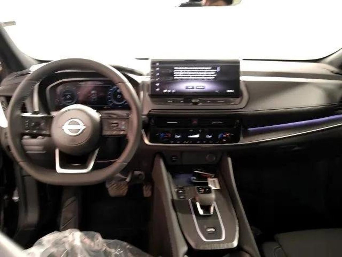 Nissan Qashqai 1.3 mhev Tekna 4wd 158cv xtronic (15)