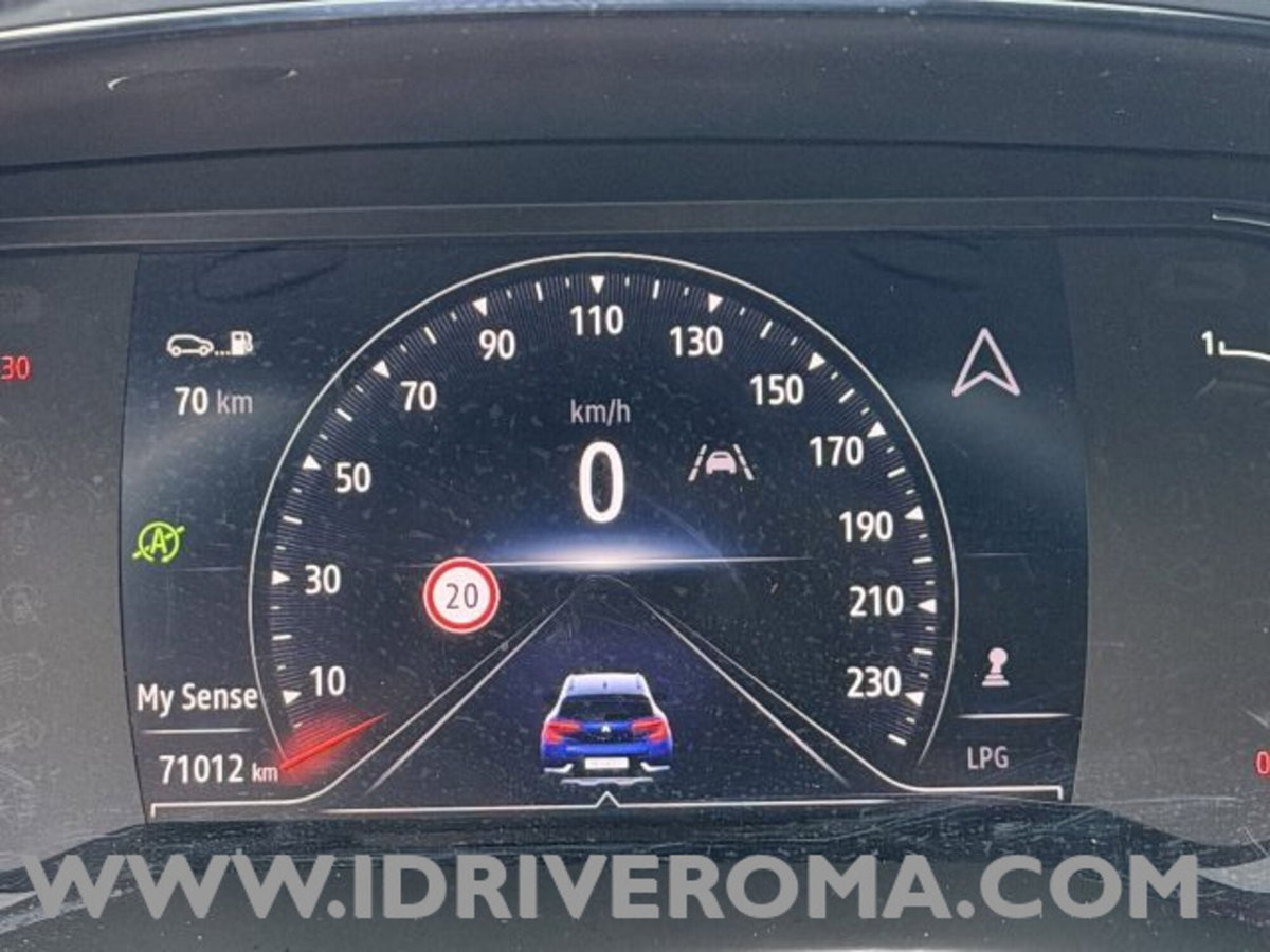 Renault Captur TCe 100 CV GPL Techno (12)