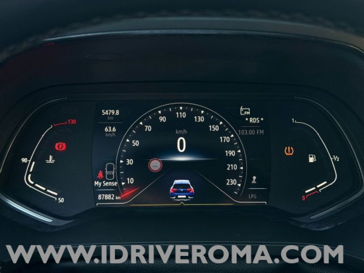 Renault Captur TCe 100 CV GPL Techno (10)