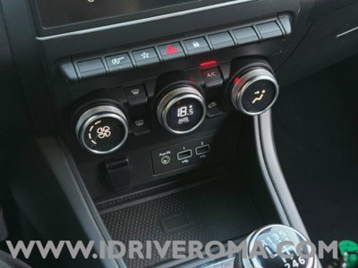 Renault Captur TCe 100 CV GPL Techno (12)