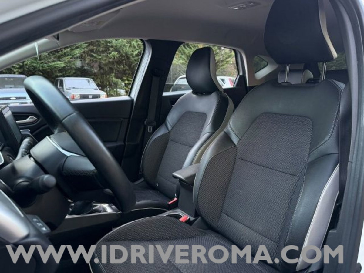 Renault Captur TCe 100 CV GPL Techno (7)