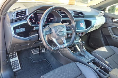 Audi Q3 Sportback 35 TDI quattro S tronic S line edition (9)