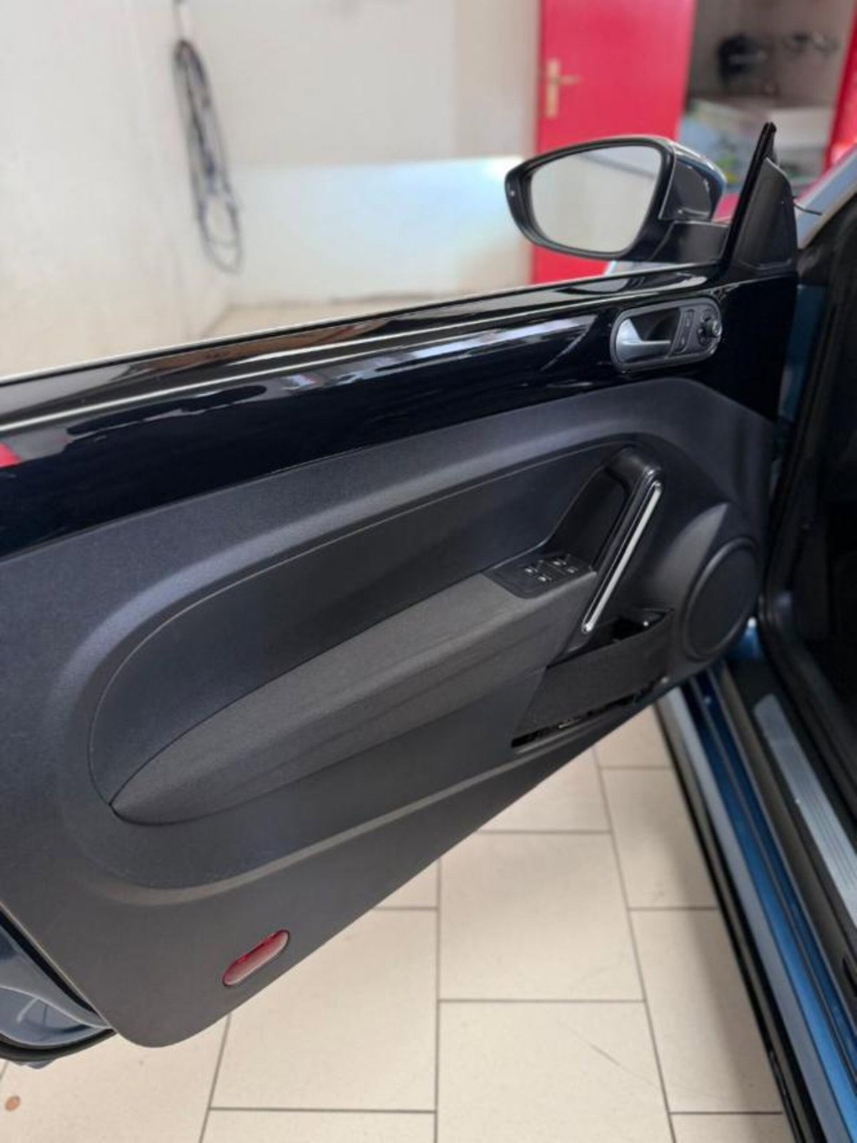 Volkswagen Maggiolino Cabrio 1.4 TSI Sport BlueMotion Technology (16)