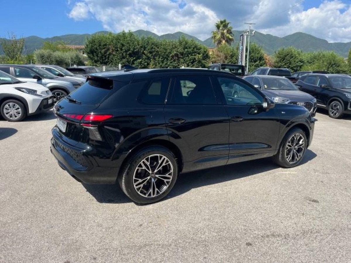 Audi Q3 Sportback 35 TDI quattro S tronic S line edition (4)