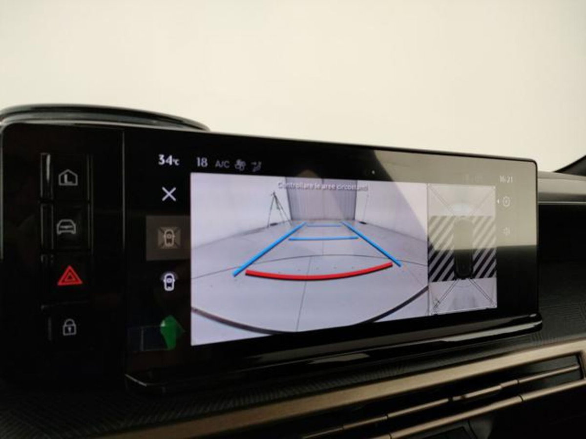 Lancia Ypsilon 1.2 mhev Edizione Limitata Cassina e-dct (11)