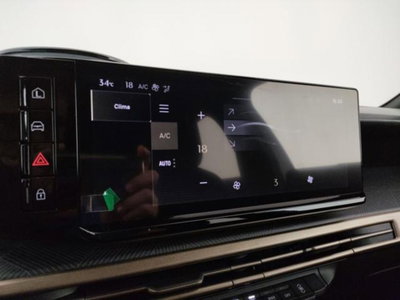 Lancia Ypsilon 1.2 mhev Edizione Limitata Cassina e-dct (12)