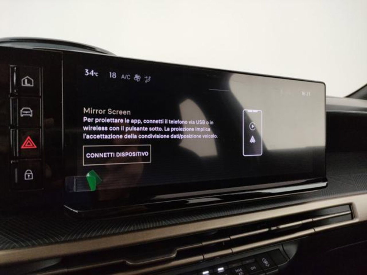 Lancia Ypsilon 1.2 mhev Edizione Limitata Cassina e-dct (14)