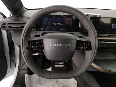 Lancia Ypsilon 1.2 mhev Edizione Limitata Cassina e-dct (8)