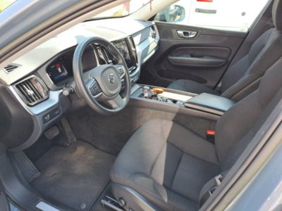Volvo XC60 B4 (d) AWD Geartronic Momentum N1 (4)