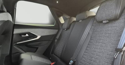Peugeot 3008 1.2 hybrid Allure 145cv e-dcs6 (7)