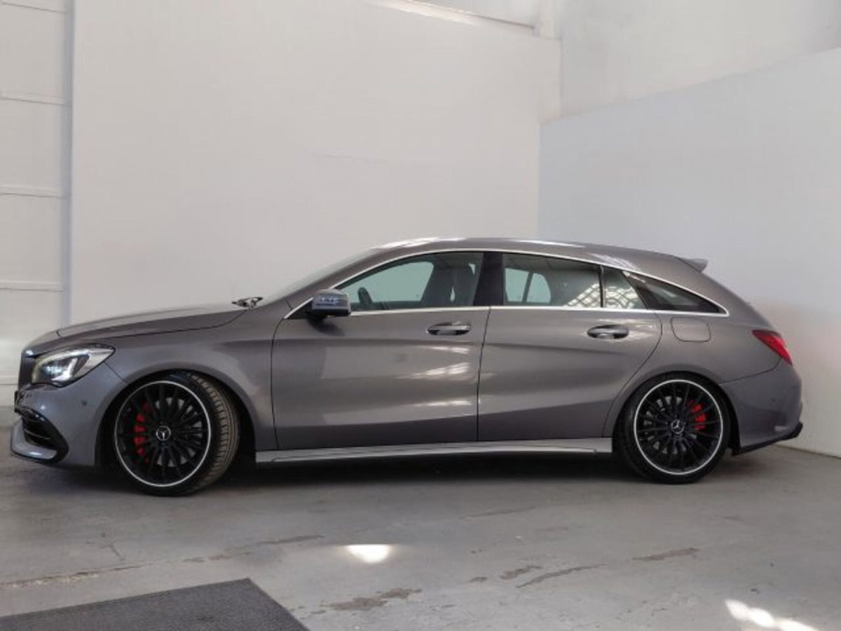 Mercedes-Benz CLA Shooting Brake 45 AMG 4Matic (7)