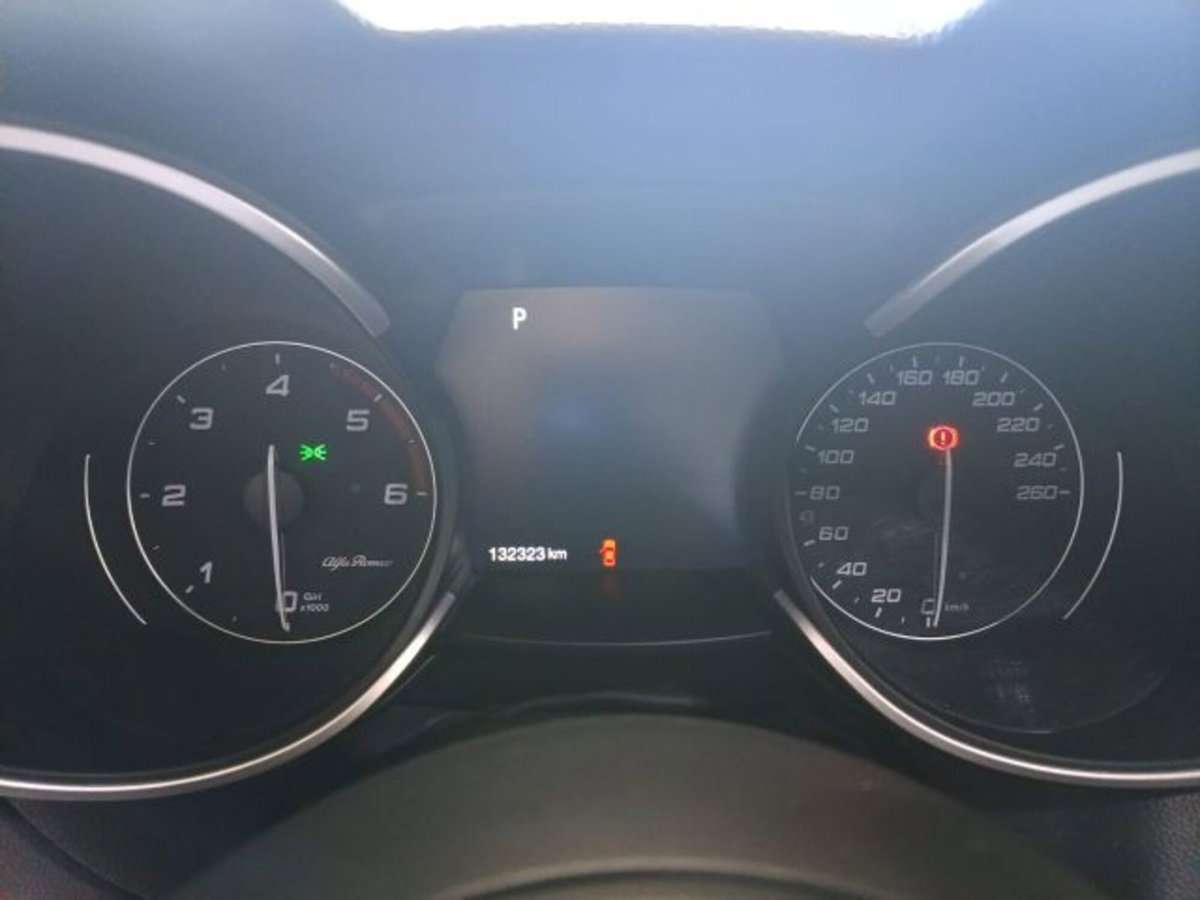 Alfa Romeo Stelvio Stelvio 2.2 Turbodiesel 210 CV AT8 Q4 Ti (11)