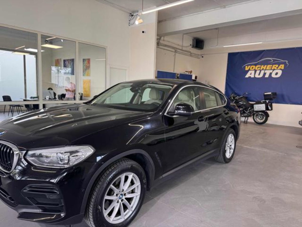 BMW X4 xDrive20i xLine (15)