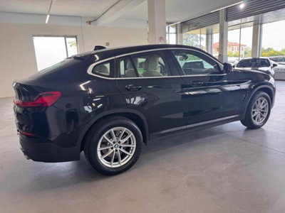 BMW X4 xDrive20i xLine (8)