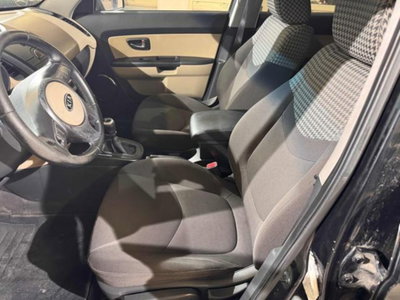 Kia Soul 1.6 CRDi VGT Cool (15)