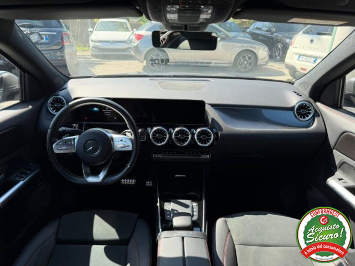 Mercedes-Benz GLA SUV 180 d Automatic Premium (7)