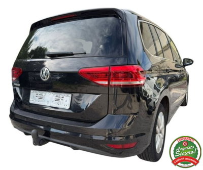 Volkswagen Touran 1.6 TDI 115 CV SCR DSG Highline BlueMotion Tech. (6)