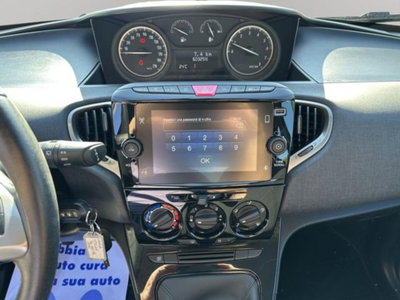 Lancia Ypsilon 1.0 FireFly 5 porte S&S Hybrid Ecochic Gold (10)