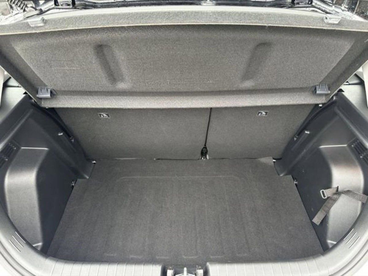 Hyundai i20 1.2 MPI MT ConnectLine (15)
